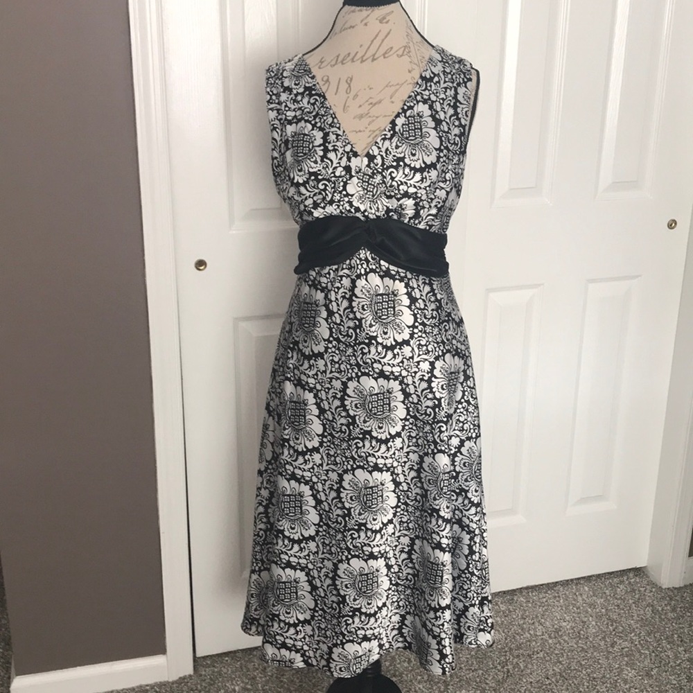 Black and white dress